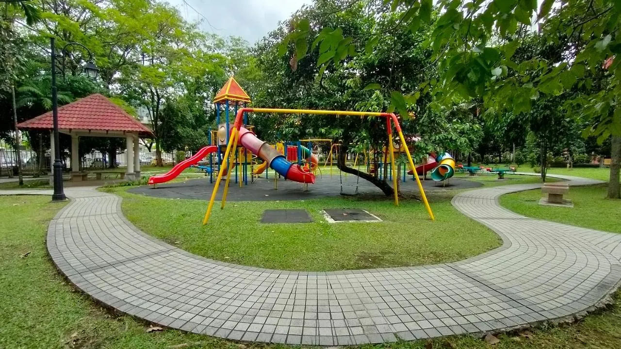 Apartment Ferienwohnung Cozzzzy Two Next To Axiata Arena, Bukit Jalil Kuala Lumpur